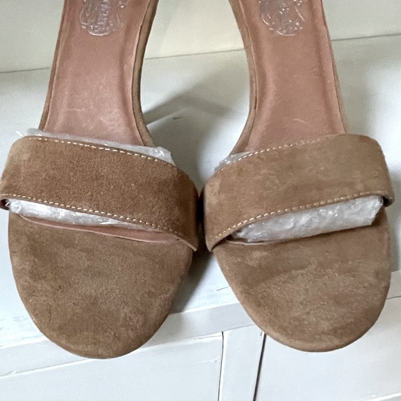 Jeffrey Campbell Great Moments Hough Tan Suede Ankle Strap Heels Pumps Size 9.5 - Picture 16 of 16